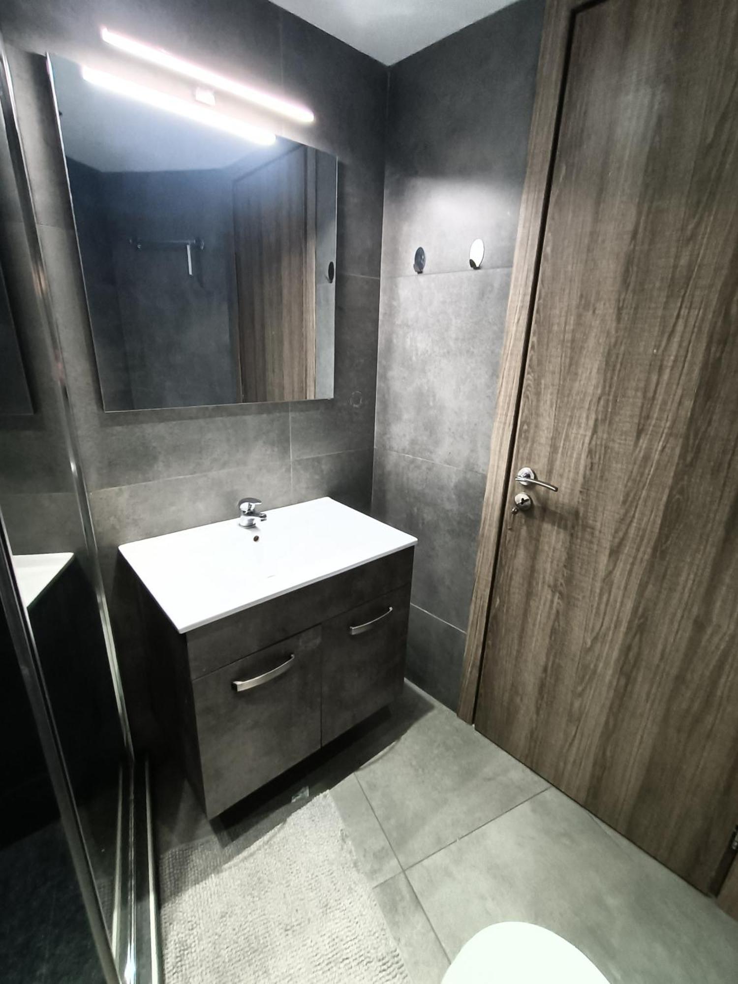 Highlighted Hosting Apartment *