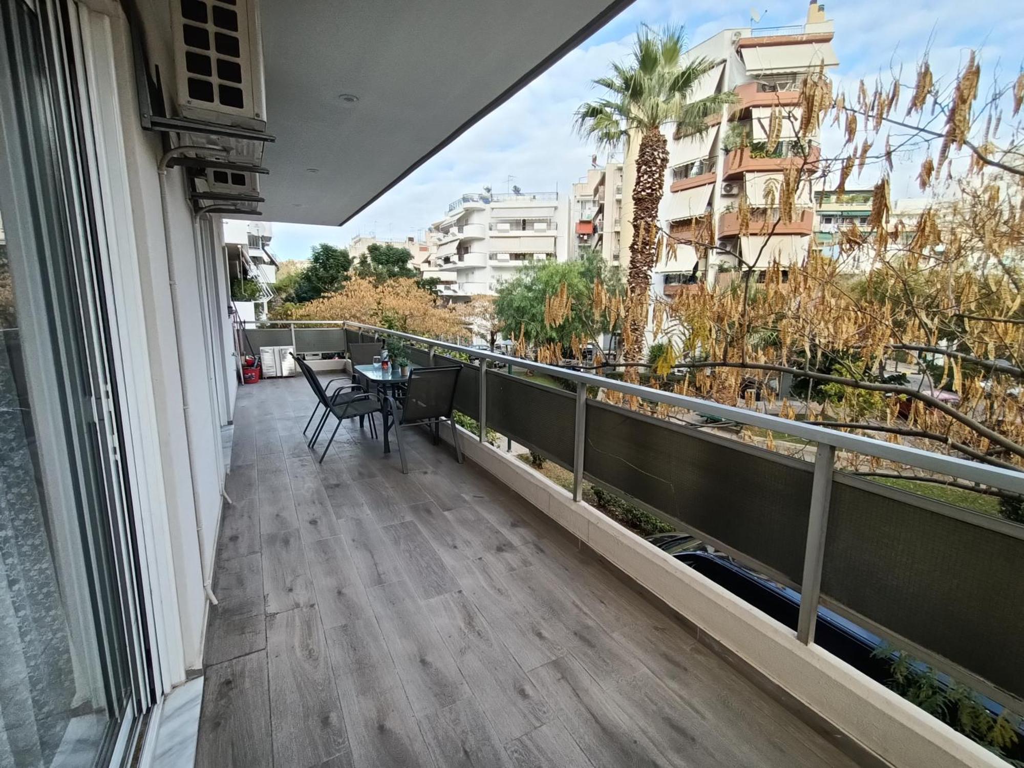 Apartment Highlighted Hosting